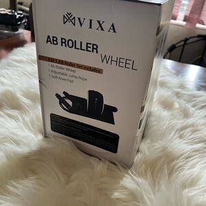 NEW in Box Vixa Ab Roller Wheel
